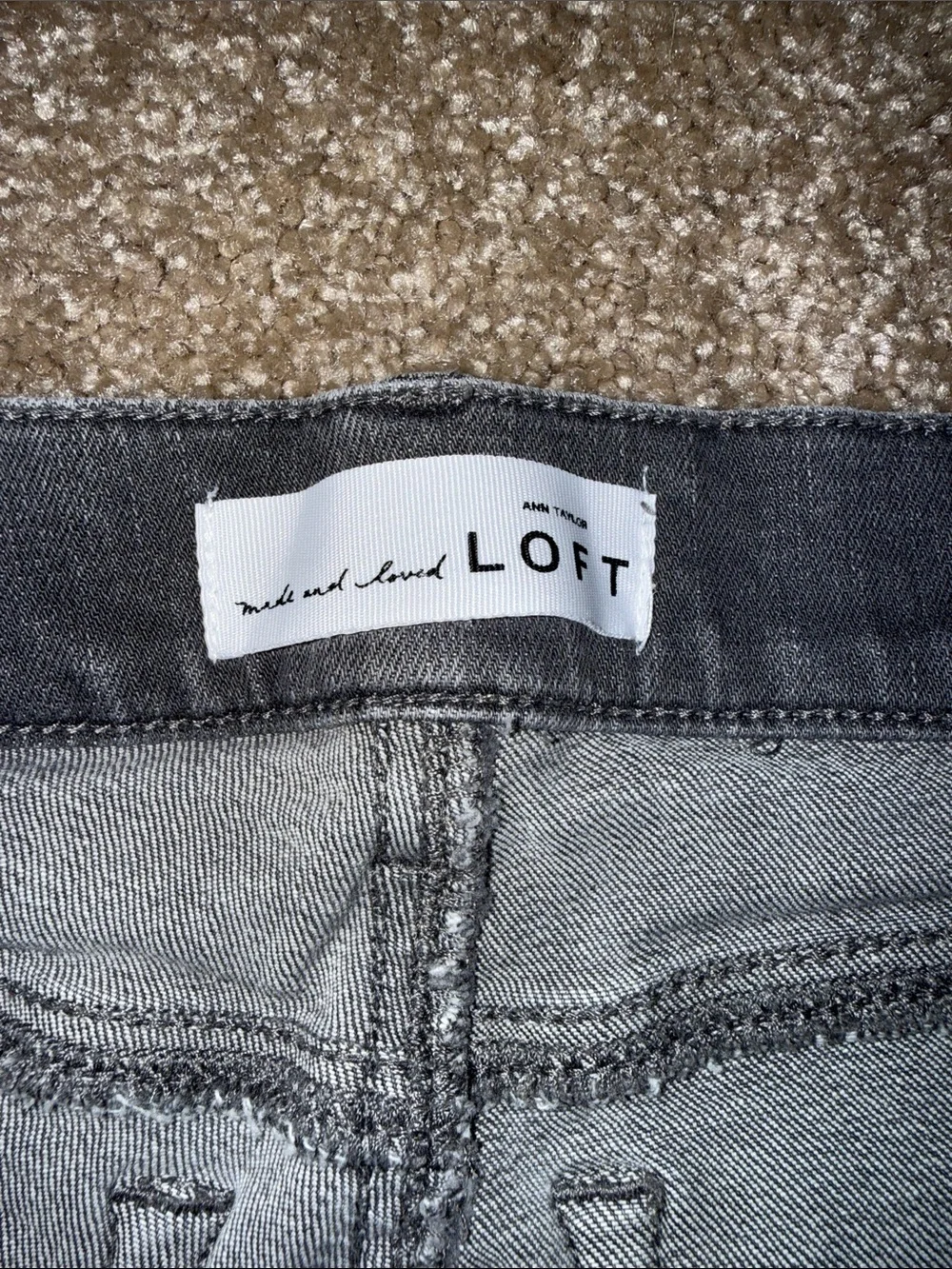 Anne Taylor Loft Modern Skinny Jeans in Gray Size 4/27